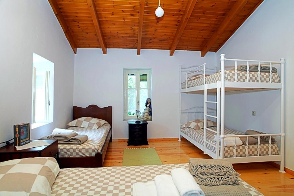 Menelia Cottage Platístoma Quarto foto