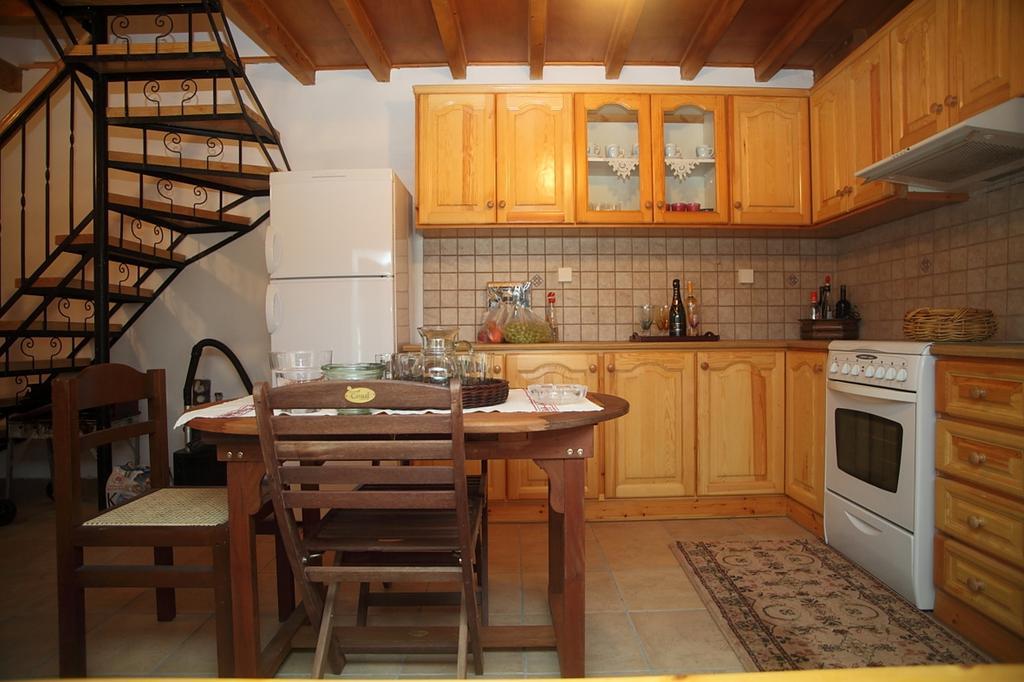 Menelia Cottage Platístoma Quarto foto